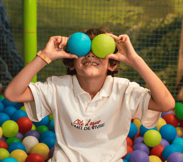 ZONA INFANTIL Hotel Magic Rock Gardens Benidorm ZONA INFANTIL Hotel Magic Rock Gardens Benidorm